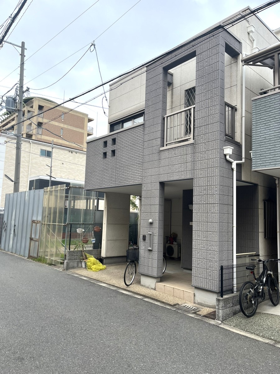 Osaka-shi Nishinari-ku House Nagabashi 3-chome, Nishinari-ku, Osaka-shi ...